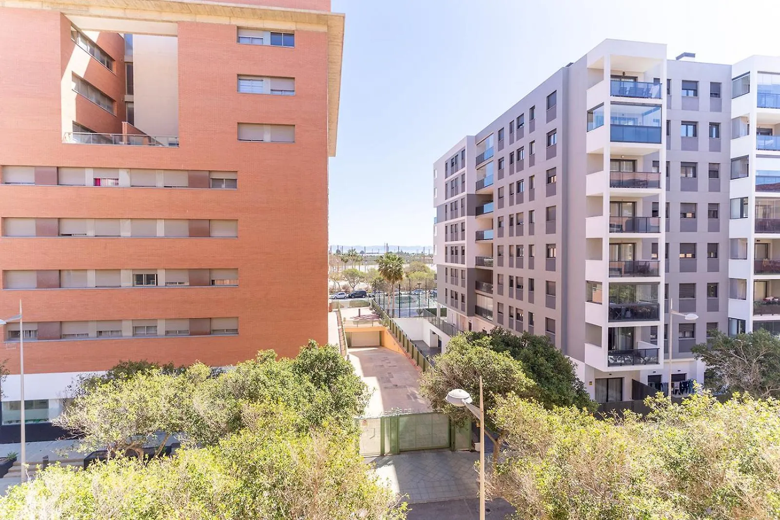 Atp La Goleta A 5 Minutos De La Playa, Piscina Abierta, Frente A Recinto Ferial Y Parking Privado Gratis! Lejlighed Almería